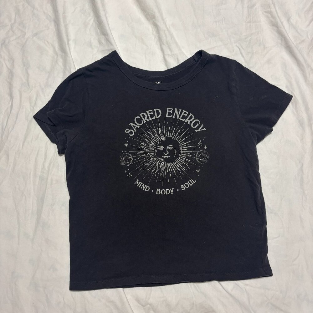 5/$25 💐  | Hollister Sacred Energy Graphic Tee